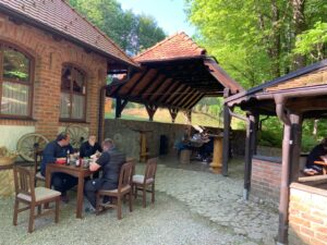 Restoran Pethrasti